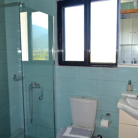 Elina Golden Πανσιόν 4*