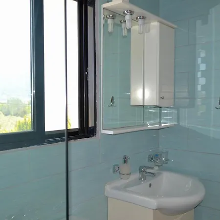 Elina Golden Πανσιόν 4*