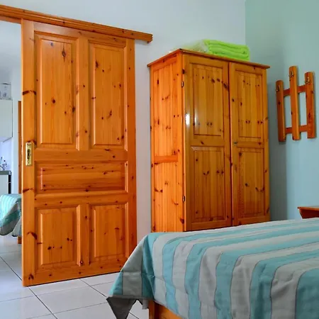 Elina Golden Πανσιόν 4*