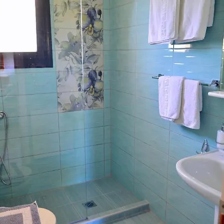 Πανσιόν Elina Golden Χρυσή Αμμουδιά