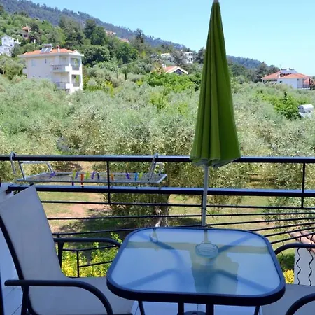 Πανσιόν Elina Golden